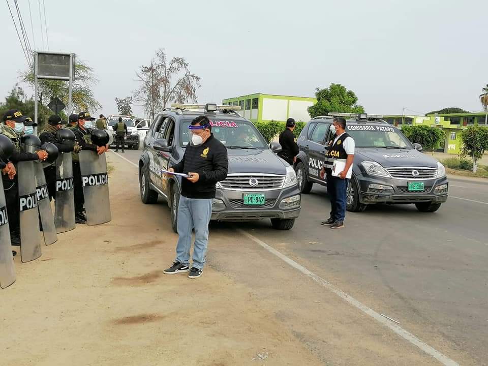 Fiscalía interviene en bloqueo de carretera que va a Chota por trabajadores de&nbsp;Agropucalá