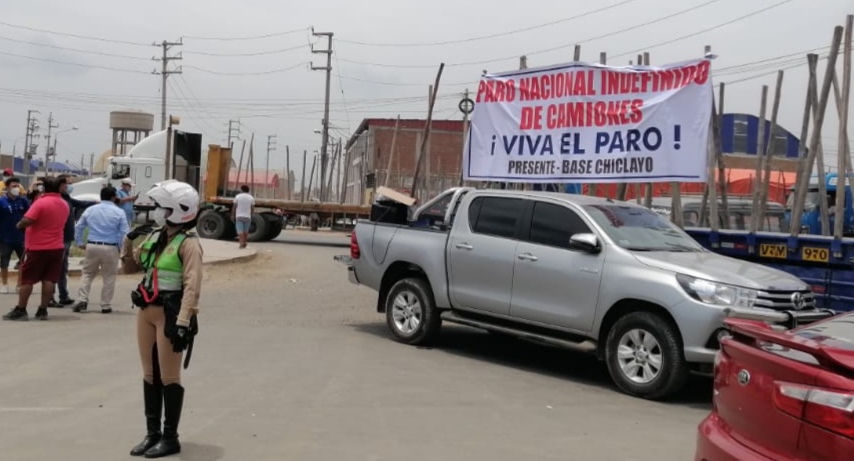 Ministros de Transportes, Energía y Economía asistirán al Pleno del Congreso este sábado para informar paro de&nbsp;transportistas