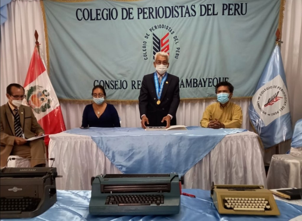 Por el aniversario de Chiclayo el Colegio de Periodistas de Lambayeque desarrolla exposición hemerográfica sobre la prensa del siglo&nbsp;XX