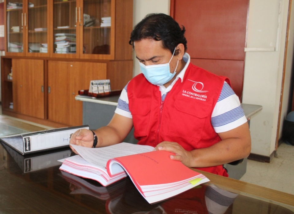 Contraloría verifica cumplimiento de perfiles de puesto para designación de funcionarios públicos de&nbsp;confianza