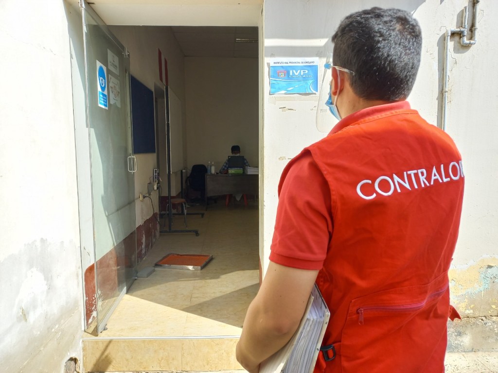 Contraloría detecta que en Instituto Vial de Chiclayo contratación irregular de profesionales generó perjuicio económico de 38,500&nbsp;soles