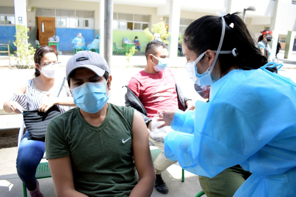 En Lambayeque vacunarán a mayores de 25 años en primera y segunda dosis desde el jueves 16 al sábado 18, según el nuevo cronograma de la Gerencia de&nbsp;Salud