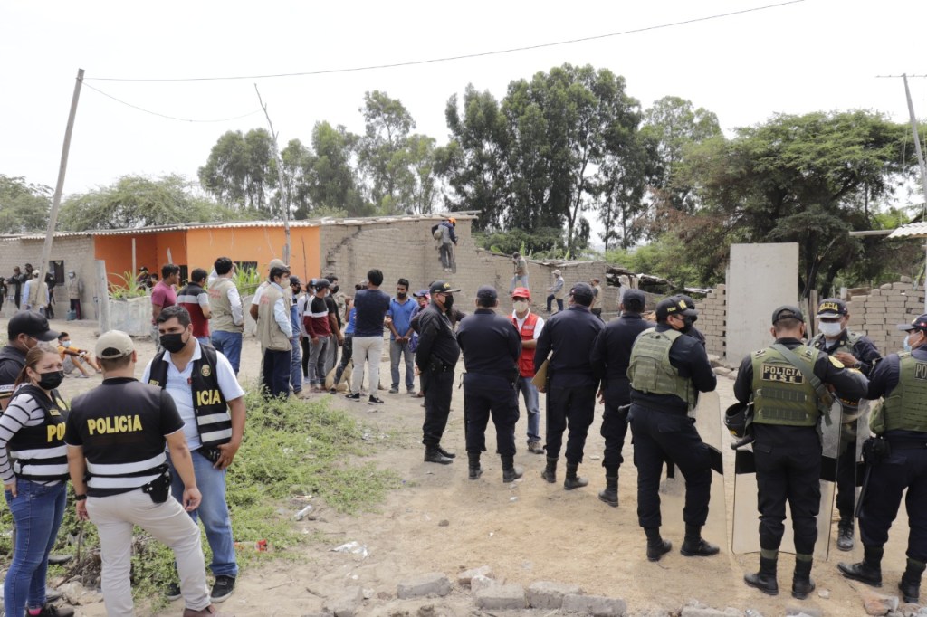 Ministerio de Cultura recupera en Pomalca más de 3 hectáreas del complejo arqueológico «El Chorro», tras el desalojo de&nbsp;invasores