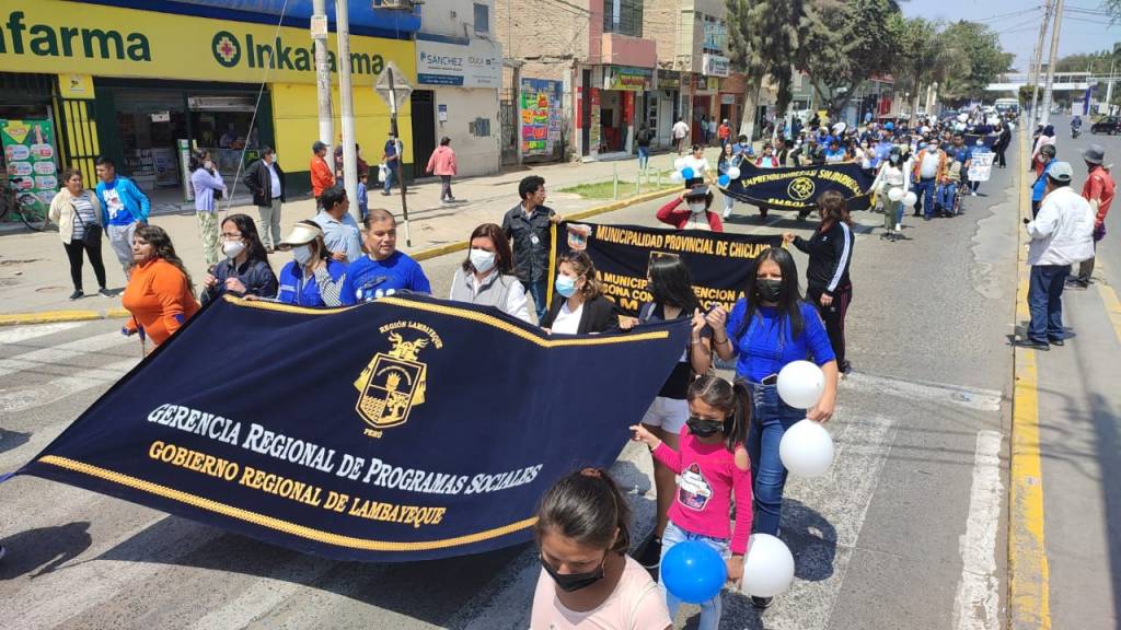 Gobierno Regional de Lambayeque realiza pasacalle y feria informativa por el día de la persona con discapacidad