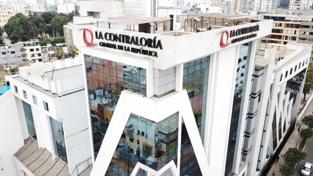 Contraloría convoca a concurso de méritos para incorporar a más de 1,700 profesionales en todo el país