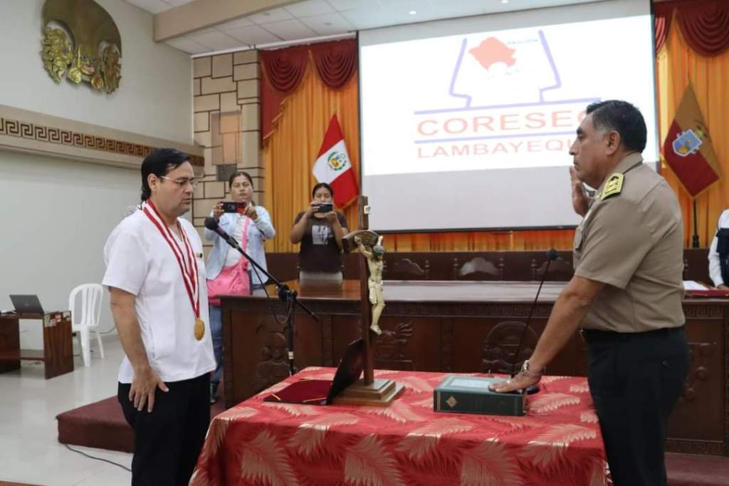 Gobernador regional anuncia flota para la PNP e intervención en colegios para erradicar la violencia