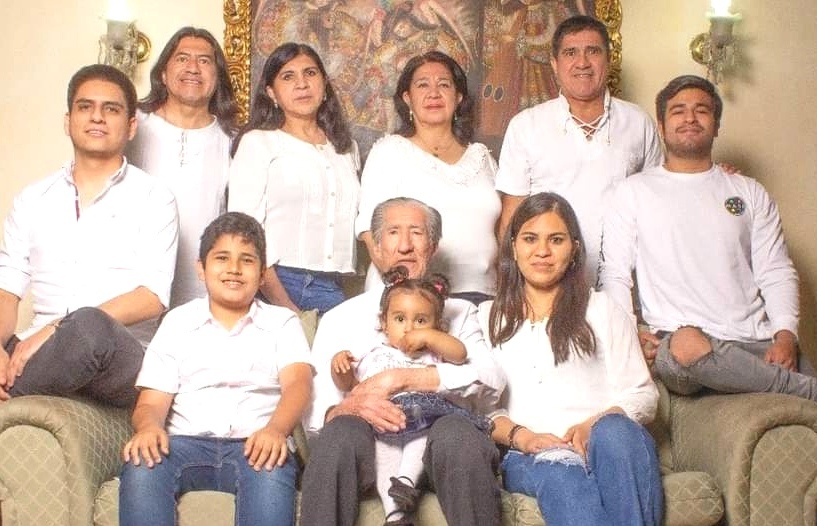 Rinden homenaje a profesor y periodista chiclayano José Luis Medina Acuña en su cumpleaños número&nbsp;90