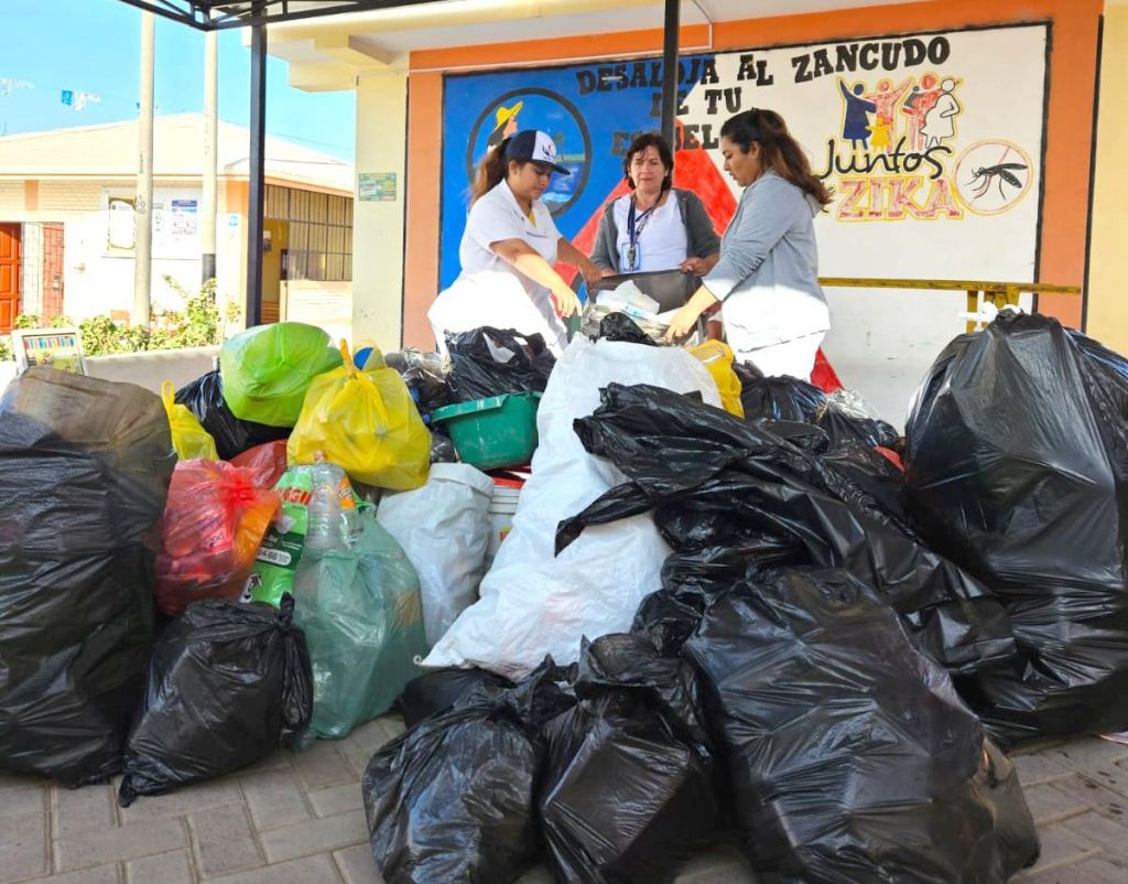 Escolares participan en concurso promovido por Salud y Educación para eliminar criaderos del zancudo transmisor del&nbsp;dengue