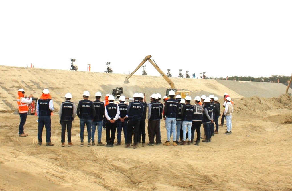 Futuros ingenieros conocen proyecto Defensas Ribereñas en ríos Motupe y La Leche que ejecuta la&nbsp;ANIN