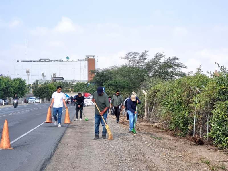 Más de 200 colaboradores del Gobierno Regional participaron en jornada de&nbsp;limpieza