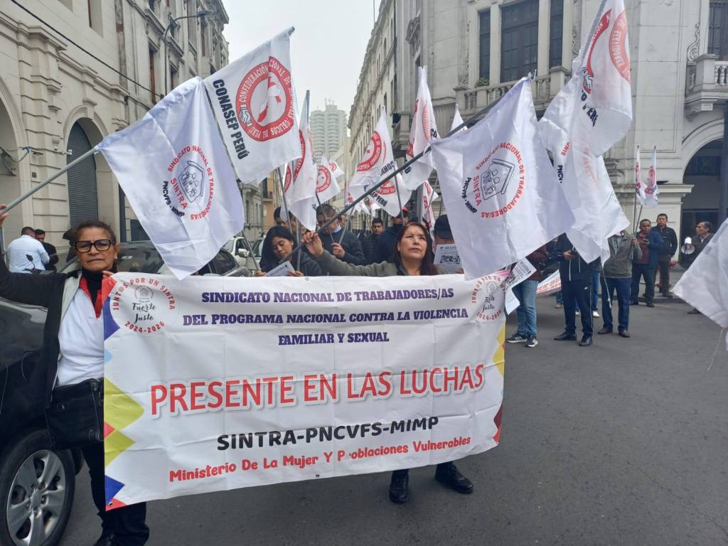 Trabajadores del Programa contra la violencia Warmi Ñan anuncian paro este martes&nbsp;25
